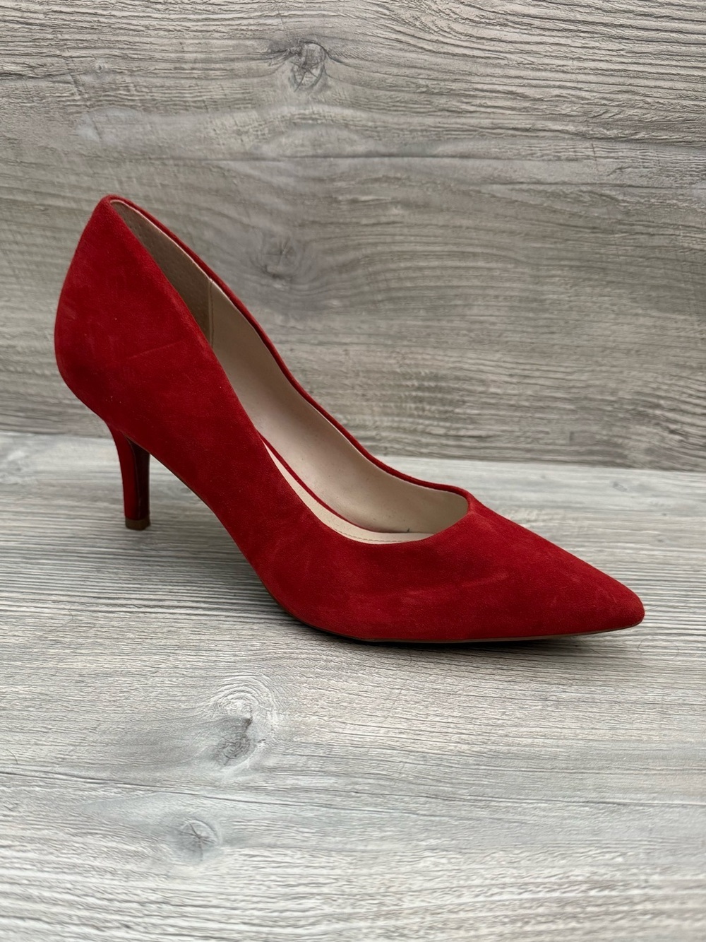 Alfani Classic Red leather Suede Pointed-Toe Pump - Women's size 7.5